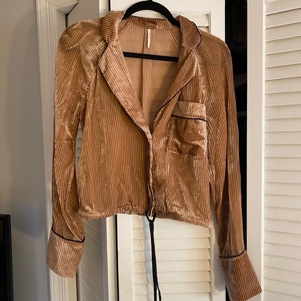 Free People Cropped Long Sleeve Top